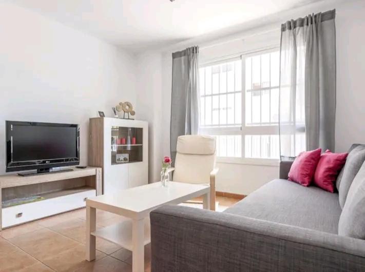 Apartamento Con Patio Y Piscina Cerca De Sevilla 라알가바 외부 사진