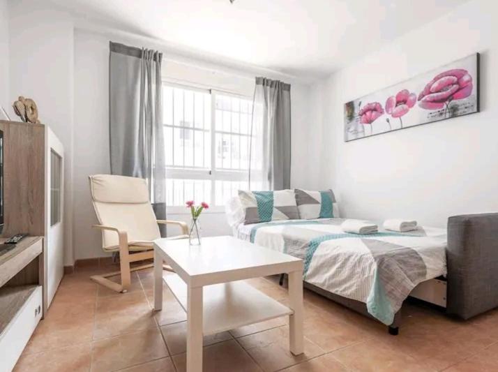 Apartamento Con Patio Y Piscina Cerca De Sevilla 라알가바 외부 사진